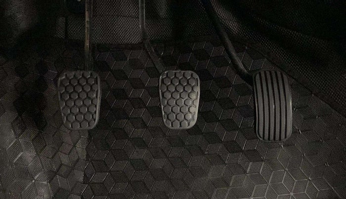 2021 Tata TIAGO NRG XZ MT, Petrol, Manual, 38,211 km, Pedals
