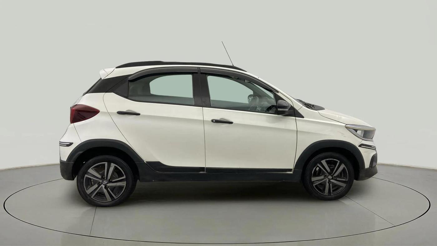 2021 Tata TIAGO NRG XZ MT, Petrol, Manual, 38,747 km, Right Side View