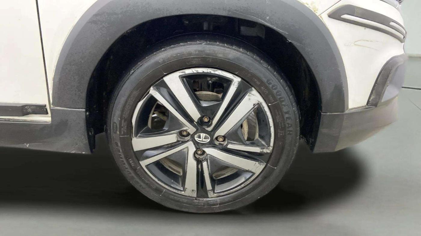 2021 Tata TIAGO NRG XZ MT, Petrol, Manual, 38,747 km, Right Front Wheel