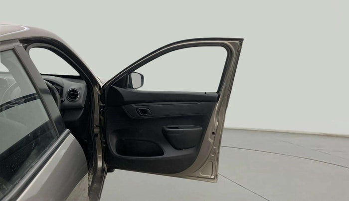 2017 Renault Kwid RXT 1.0 (O), Petrol, Manual, 83,298 km, RHS Front Door