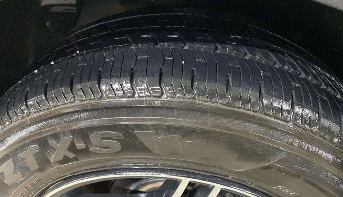 2018 Hyundai Creta E PLUS 1.6 PETROL, Petrol, Manual, 36,766 km, Left Front Tyre Tread
