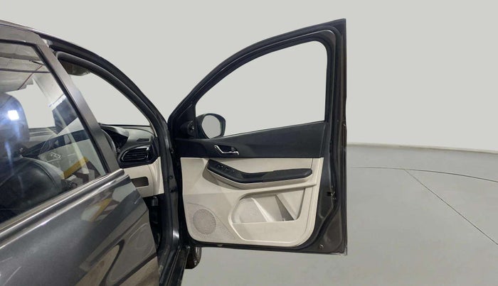 2024 Tata Tiago XZA PLUS PETROL, Petrol, Automatic, 9,356 km, RHS Front Door
