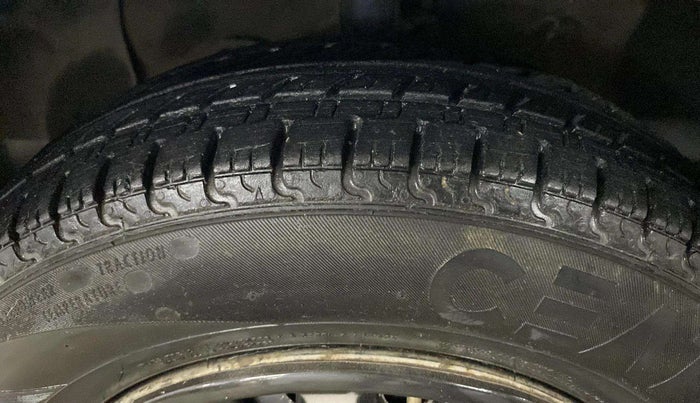 2019 Hyundai NEW SANTRO MAGNA, CNG, Manual, 93,237 km, Left Rear Tyre Tread