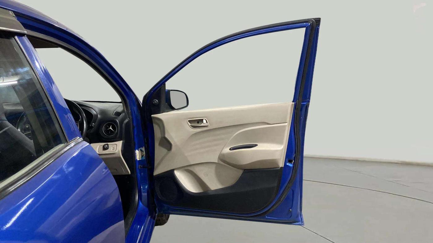 2019 Hyundai NEW SANTRO MAGNA, CNG, Manual, 93,360 km, RHS Front Door