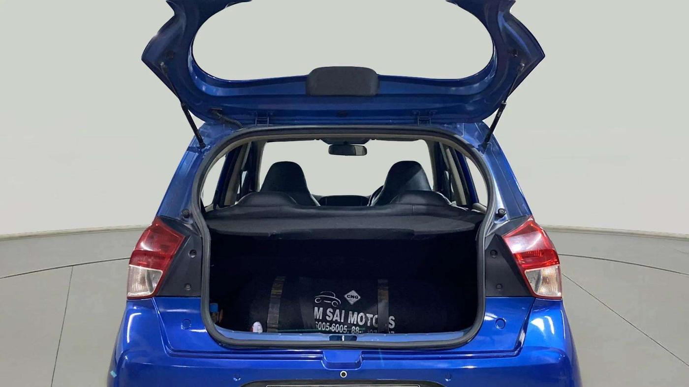 2019 Hyundai NEW SANTRO MAGNA, CNG, Manual, 93,360 km, Boot Inside