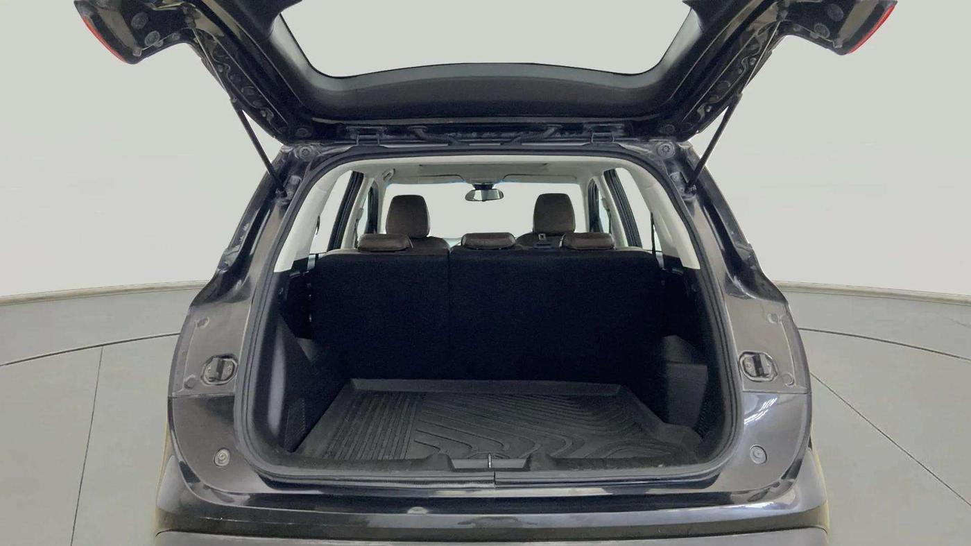 2022 MG HECTOR SHINE 1.5 PETROL TURBO CVT, Petrol, Automatic, 38,707 km, Boot Open Zoomed View