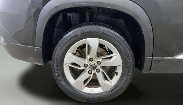 2022 MG HECTOR SHINE 1.5 PETROL TURBO CVT, Petrol, Automatic, 38,707 km, Right Rear Wheel