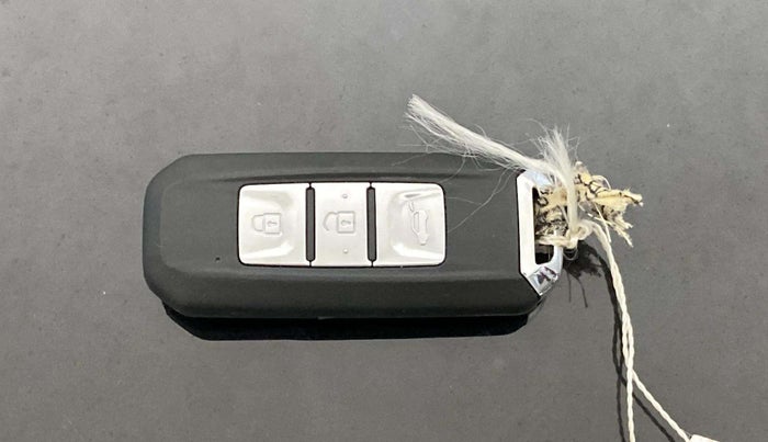 2022 MG HECTOR SHINE 1.5 PETROL TURBO CVT, Petrol, Automatic, 38,707 km, Key Close Up