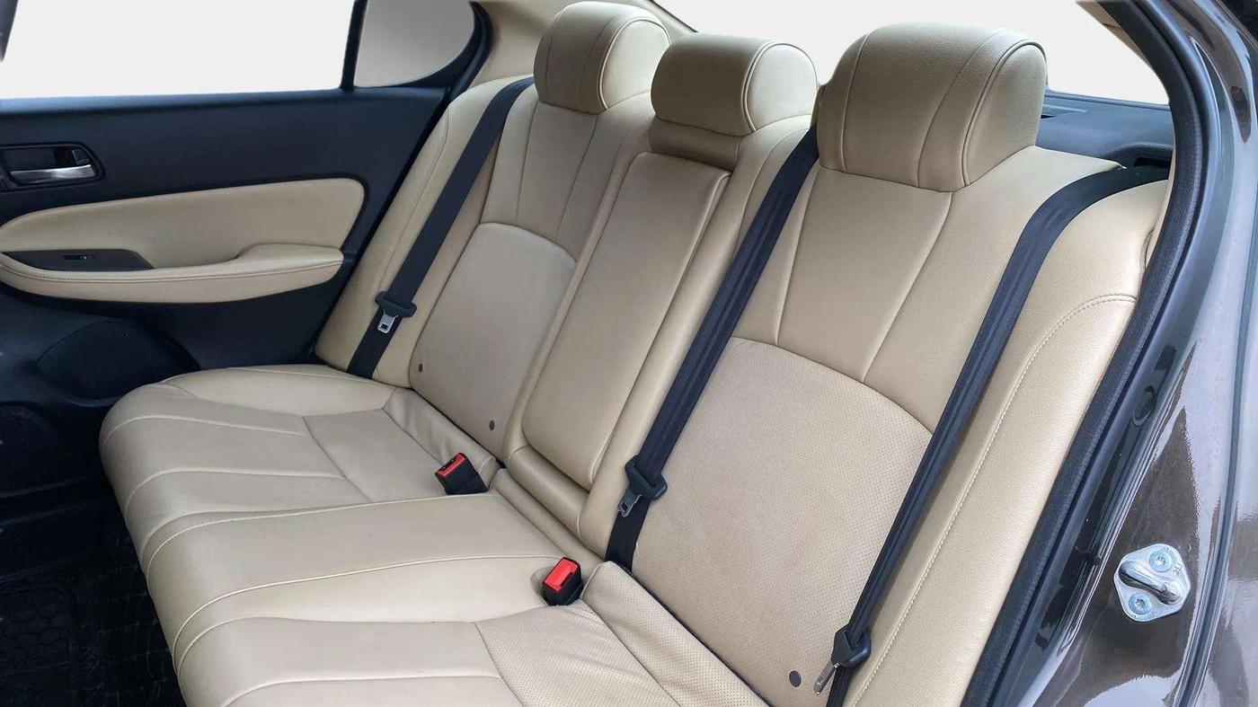 2022 Honda City 1.5L I-VTEC ZX, Petrol, Manual, 40,164 km, Right Side Rear Door Cabin