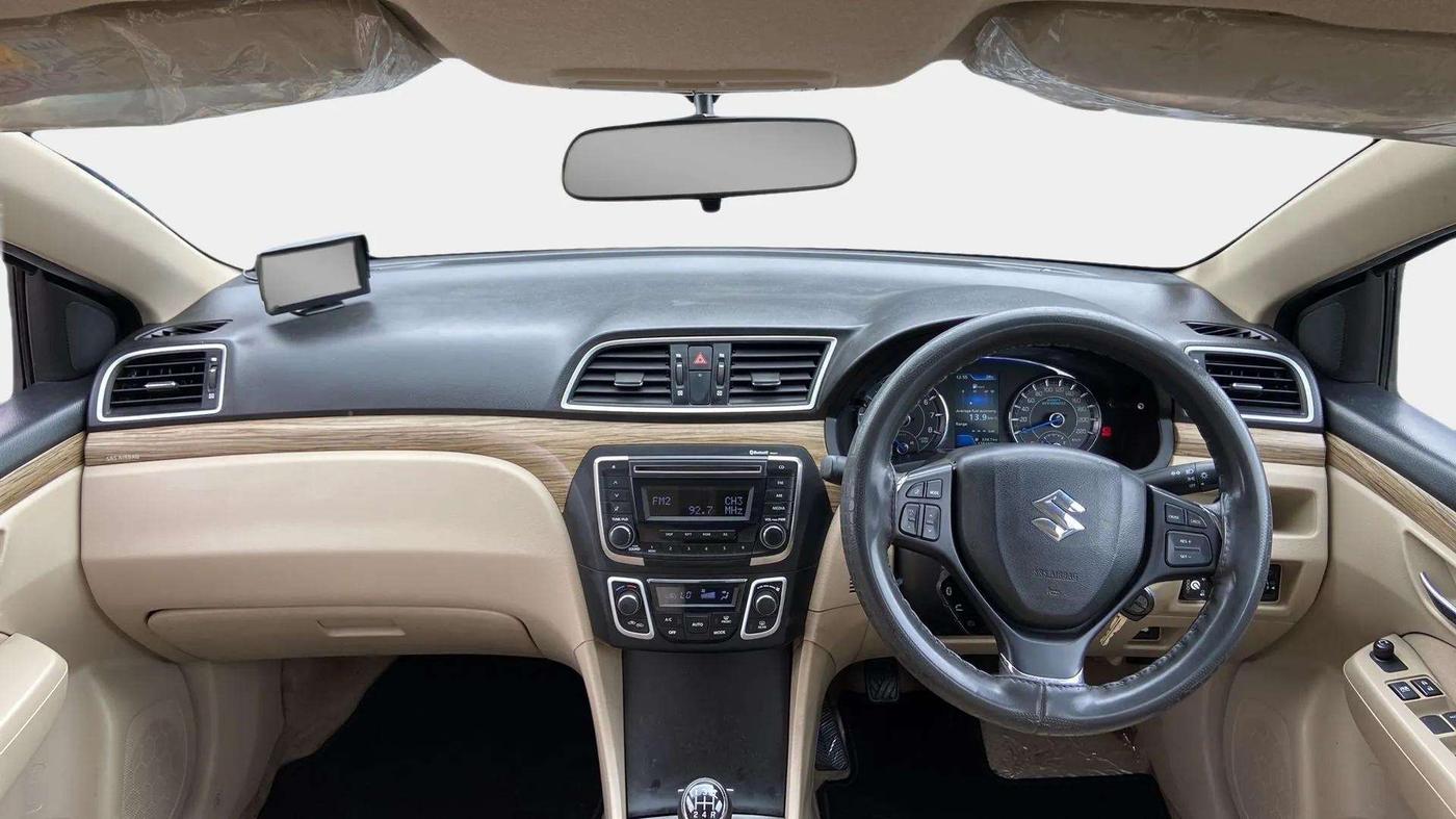 2019 Maruti Ciaz DELTA 1.5 SHVS MT PETROL, CNG, Manual, 1,26,964 km, Dashboard
