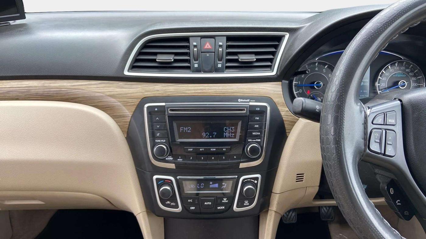 2019 Maruti Ciaz DELTA 1.5 SHVS MT PETROL, CNG, Manual, 1,26,964 km, Air Conditioner