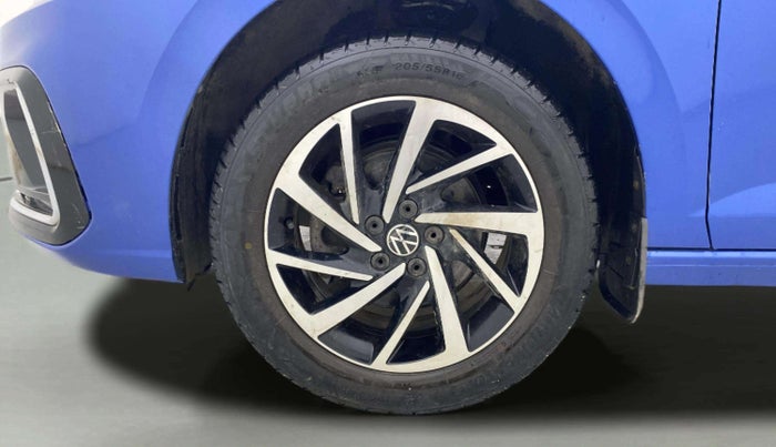 2022 Volkswagen VIRTUS TOPLINE TSI 1.0 AT, Petrol, Automatic, 52,811 km, Left Front Wheel