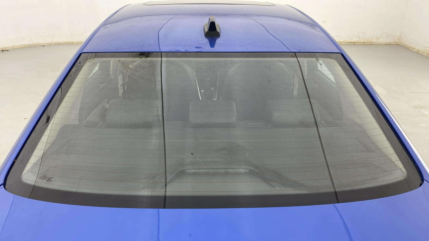 2022 Volkswagen VIRTUS TOPLINE TSI 1.0 AT, Petrol, Automatic, 52,864 km, Rear Windshield