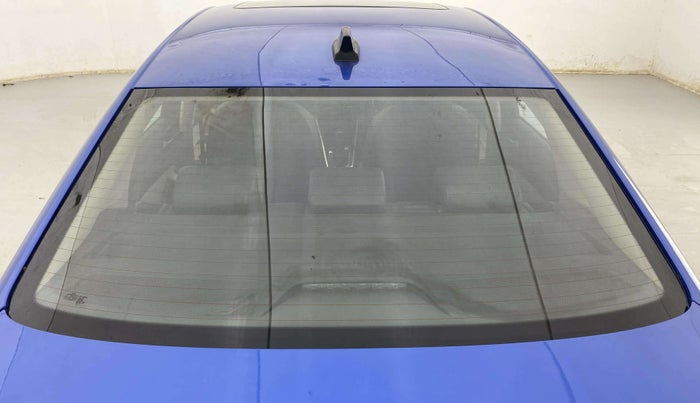 2022 Volkswagen VIRTUS TOPLINE TSI 1.0 AT, Petrol, Automatic, 52,811 km, Rear Windshield