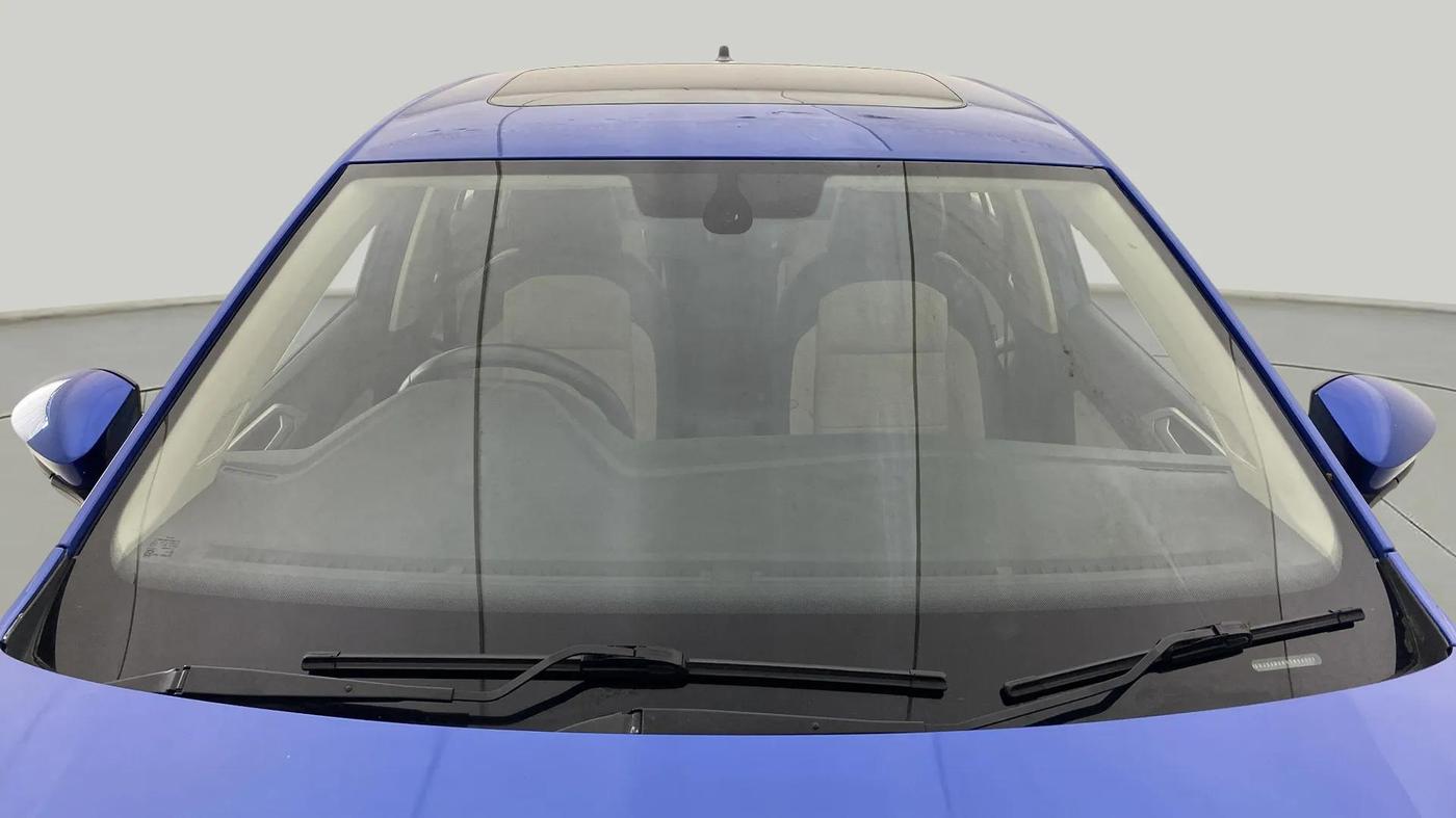 2022 Volkswagen VIRTUS TOPLINE TSI 1.0 AT, Petrol, Automatic, 52,864 km, Front Windshield