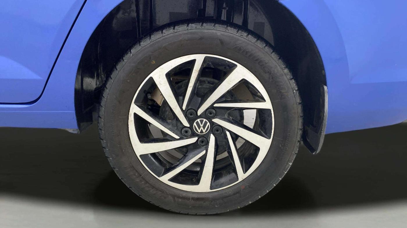 2022 Volkswagen VIRTUS TOPLINE TSI 1.0 AT, Petrol, Automatic, 52,864 km, Left Rear Wheel