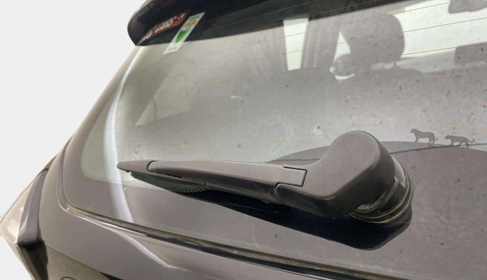 2022 Tata NEXON XZ PLUS (PREMIUM) KAZIRANGA DIESEL, Diesel, Manual, 34,807 km, Rear Wiper