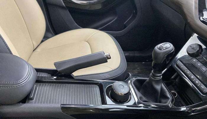 2022 Tata NEXON XZ PLUS (PREMIUM) KAZIRANGA DIESEL, Diesel, Manual, 34,807 km, Gear Lever