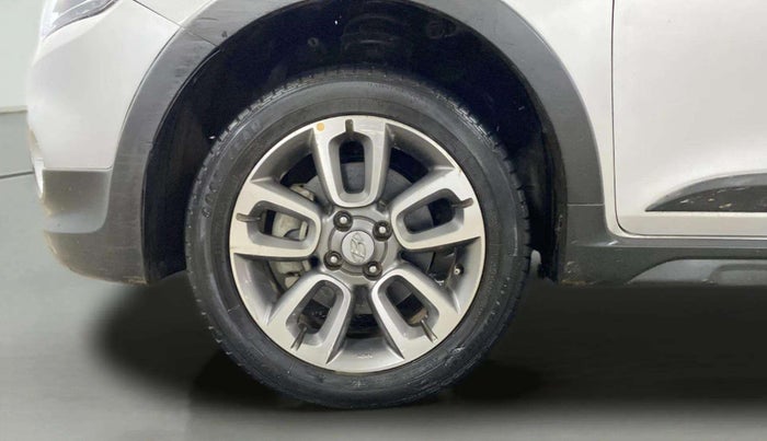 2017 Hyundai i20 Active 1.2 SX, Petrol, Manual, 30,253 km, Left Front Wheel