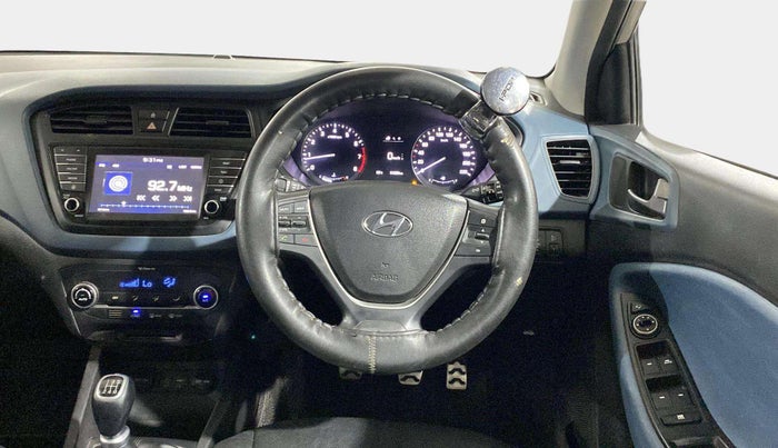 2017 Hyundai i20 Active 1.2 SX, Petrol, Manual, 30,253 km, Steering Wheel Close Up