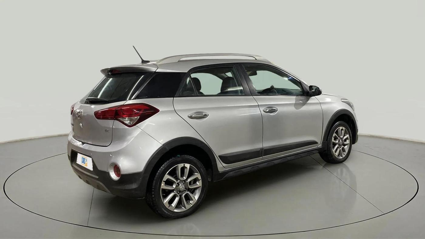 2017 Hyundai i20 Active 1.2 SX, Petrol, Manual, 30,253 km, Right Back Diagonal