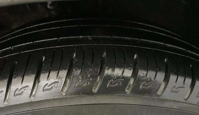 2024 KIA SONET HTK PLUS 1.2 PETROL MT, Petrol, Manual, 32,936 km, Right Front Tyre Tread
