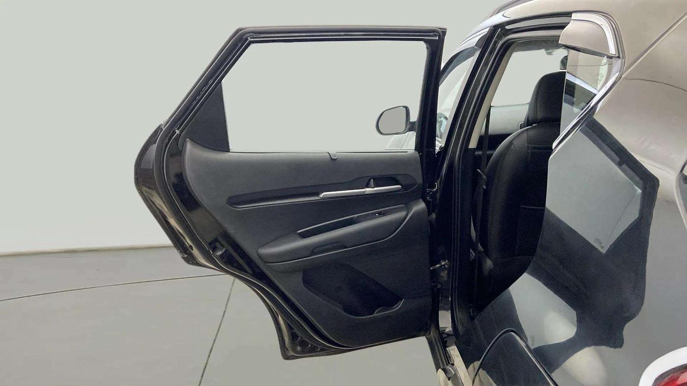 2024 KIA SONET HTK PLUS 1.2 PETROL MT, Petrol, Manual, 32,936 km, LHS Rear Door