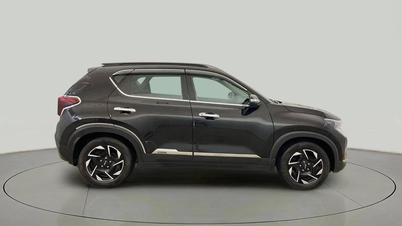 2024 KIA SONET HTK PLUS 1.2 PETROL MT, Petrol, Manual, 32,936 km, Right Side View