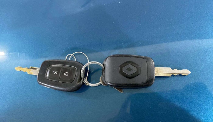 2020 Renault Kwid RXT 1.0 AMT (O), Petrol, Automatic, 58,666 km, Key Close Up