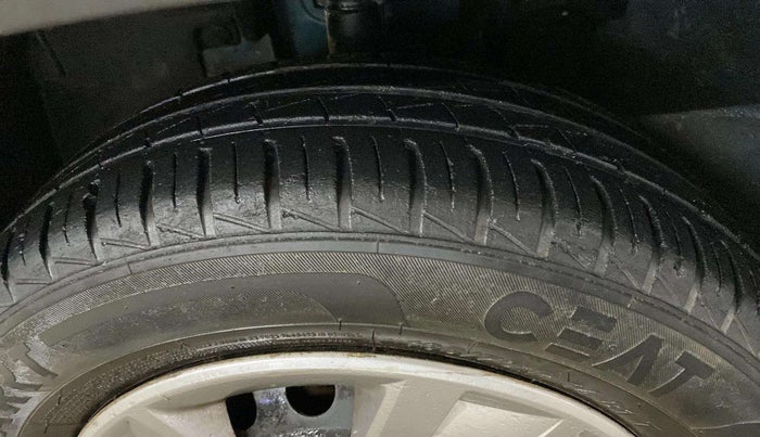 2020 Renault Kwid RXT 1.0 AMT (O), Petrol, Automatic, 58,666 km, Left Rear Tyre Tread