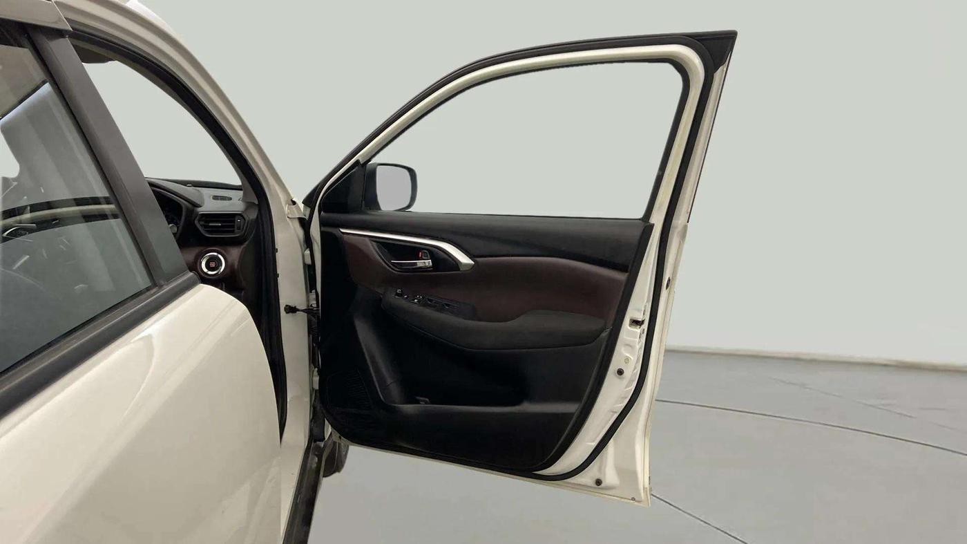 2023 Maruti Grand Vitara DELTA SMART HYBRID, Petrol, Manual, 46,243 km, RHS Front Door