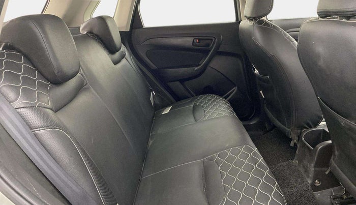 2020 Maruti Vitara Brezza VXI, Petrol, Manual, 33,344 km, Right Side Rear Door Cabin