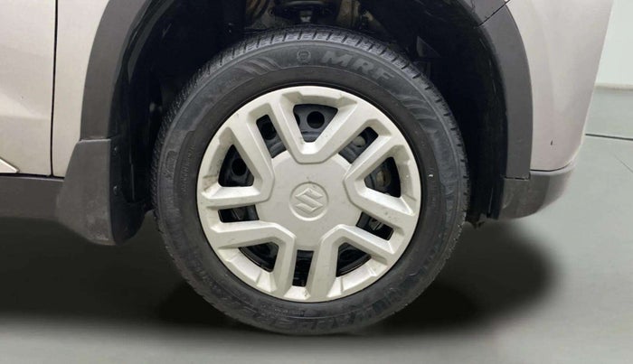2020 Maruti Vitara Brezza VXI, Petrol, Manual, 33,344 km, Right Front Wheel