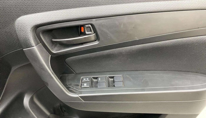 2020 Maruti Vitara Brezza VXI, Petrol, Manual, 33,344 km, Driver Side Door Panels Control
