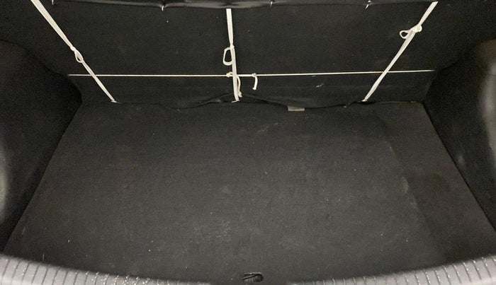 2019 Hyundai Grand i10 SPORTZ 1.2 KAPPA VTVT, Petrol, Manual, 68,438 km, Boot Open Zoomed View
