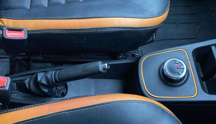 2021 Renault Kwid CLIMBER 1.0 AMT (O), Petrol, Automatic, 39,309 km, Gear Lever
