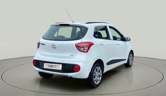 2018 Hyundai Grand i10 MAGNA 1.2 KAPPA VTVT, Petrol, Manual, 21,195 km, Right Back Diagonal