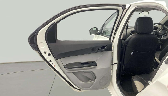 2024 Tata Tiago XT PETROL, Petrol, Manual, 13,798 km, LHS Rear Door