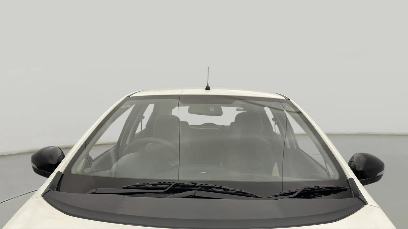 2024 Tata Tiago XT PETROL, Petrol, Manual, 13,798 km, Front Windshield