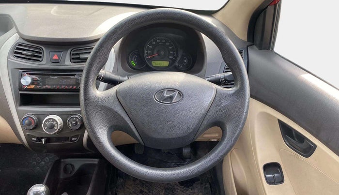 2014 Hyundai Eon ERA +, CNG, Manual, 74,622 km, Steering Wheel Close Up
