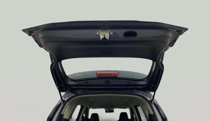 2022 KIA CARENS PRESTIGE 1.4 PETROL 7 STR, Petrol, Manual, 29,882 km, Boot Door Open