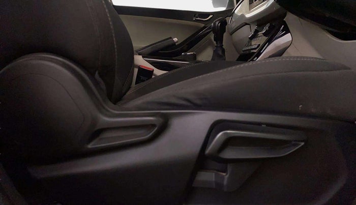 2022 Tata NEXON XZ PLUS (HS) PETROL, Petrol, Manual, 31,481 km, Driver Side Adjustment Panel