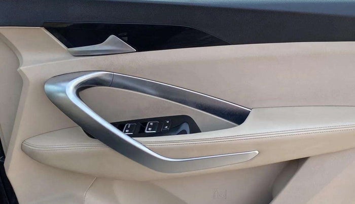 2021 MG HECTOR SHARP 1.5 PETROL CVT, Petrol, Automatic, 31,197 km, Driver Side Adjustment Panel