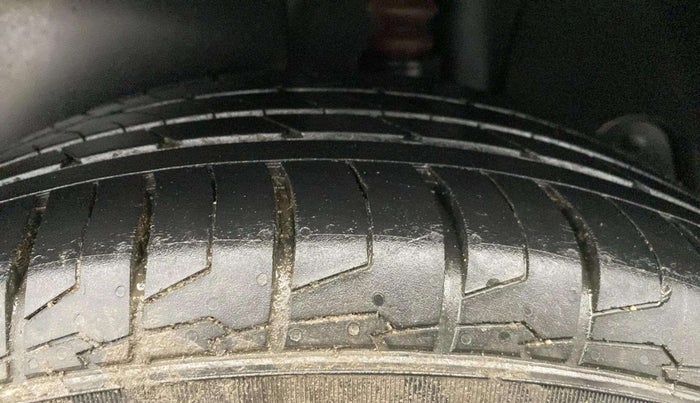 2024 Hyundai Creta SX 1.5 PETROL, Petrol, Manual, 32,476 km, Left Rear Tyre Tread