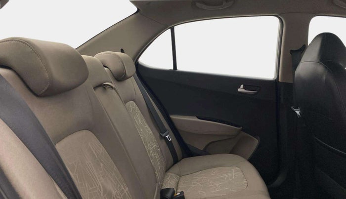 2014 Hyundai Xcent S (O) 1.2, Petrol, Manual, 79,915 km, Right Side Rear Door Cabin