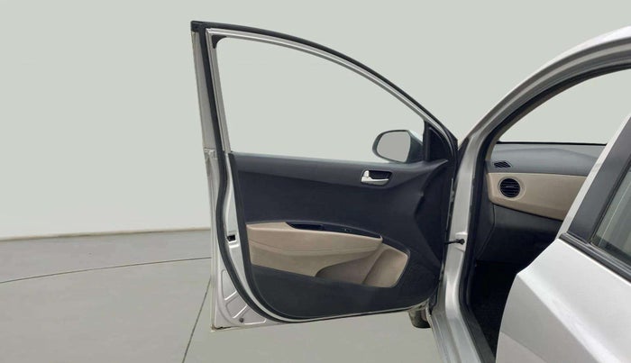 2014 Hyundai Xcent S (O) 1.2, Petrol, Manual, 79,915 km, LHS Front Door
