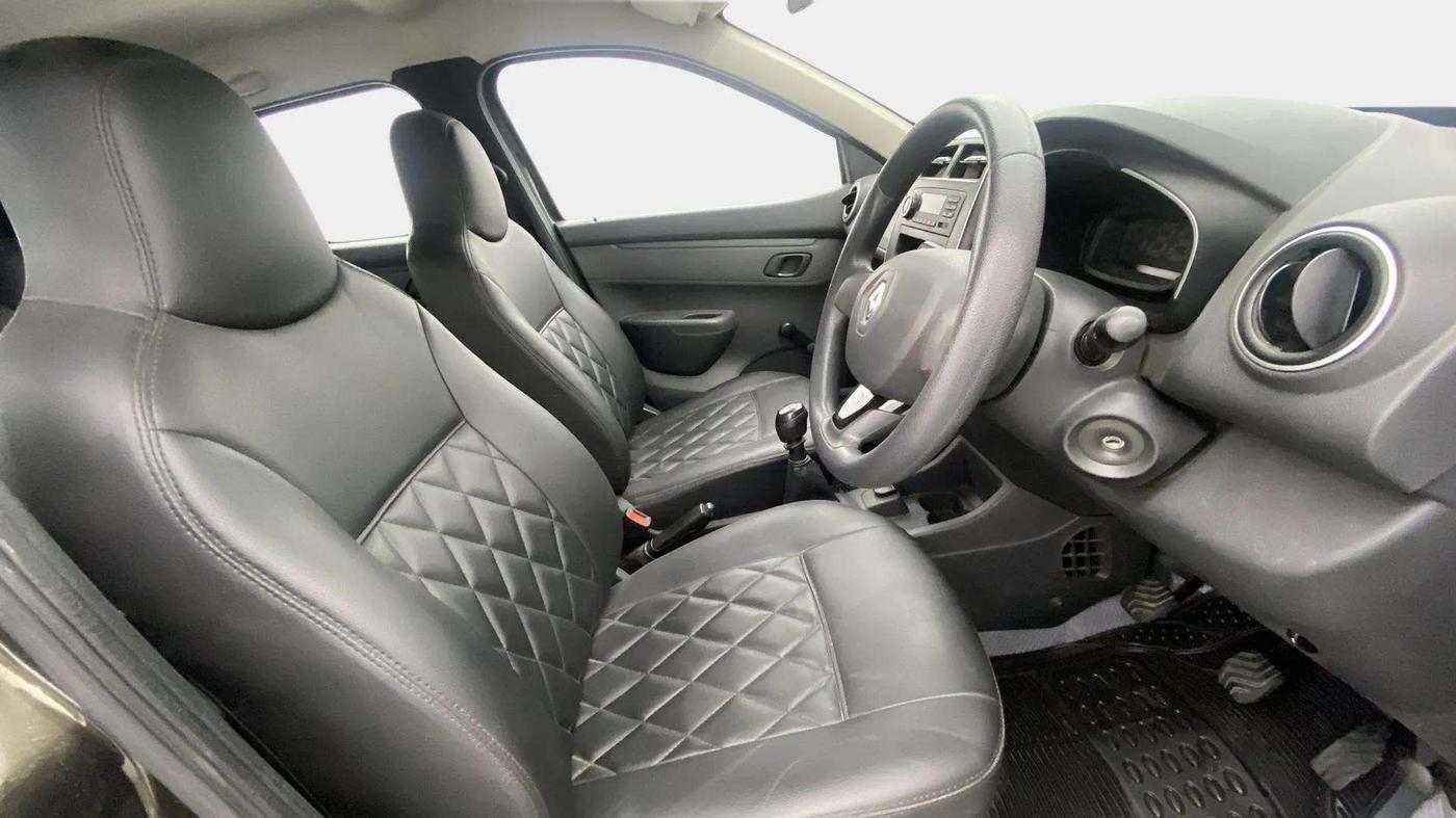2015 Renault Kwid RXL, Petrol, Manual, 42,211 km, Right Side Front Door Cabin