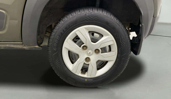2015 Renault Kwid RXL, Petrol, Manual, 24,132 km, Left Rear Wheel