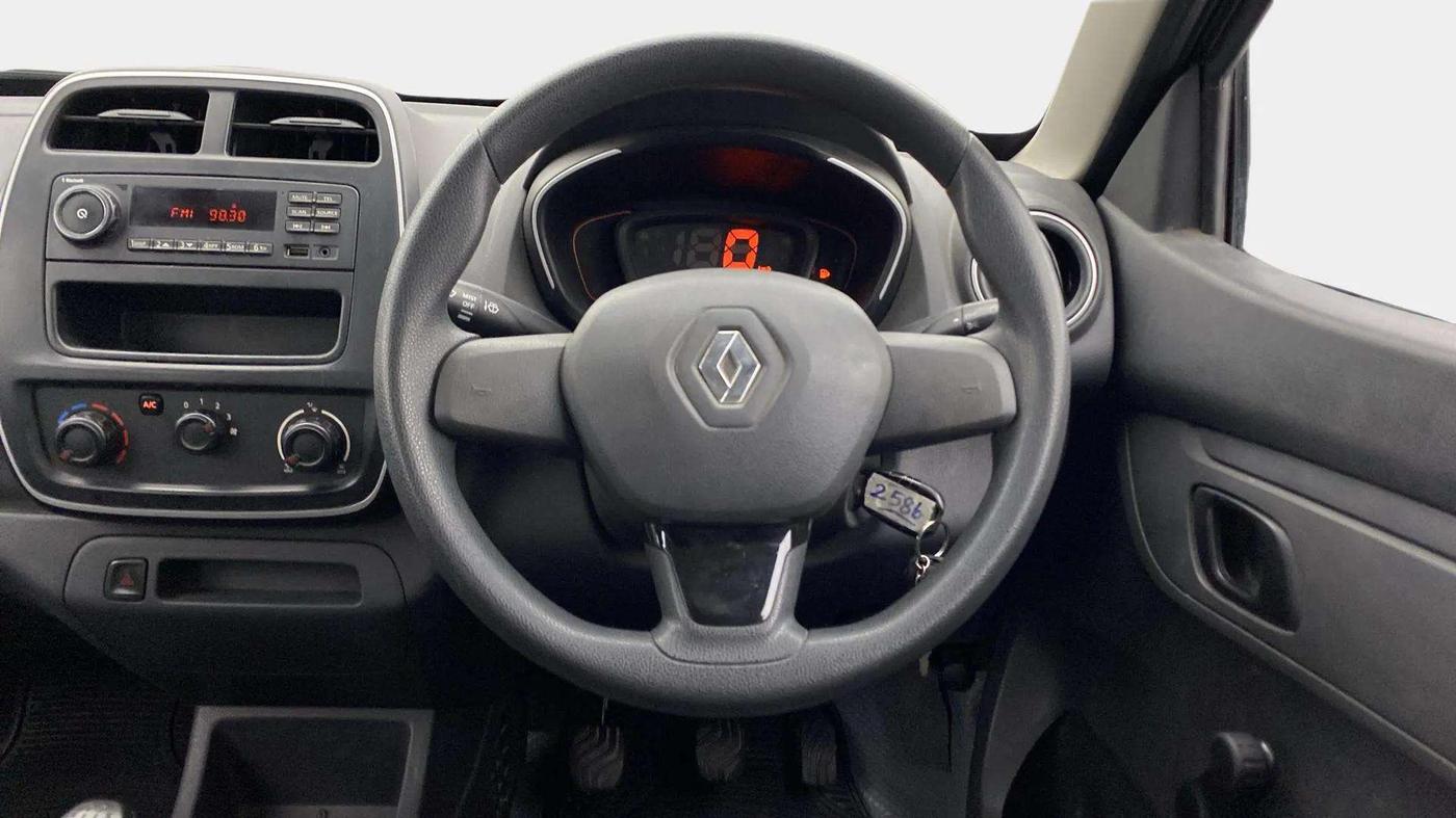 2015 Renault Kwid RXL, Petrol, Manual, 42,211 km, Steering Wheel Close Up