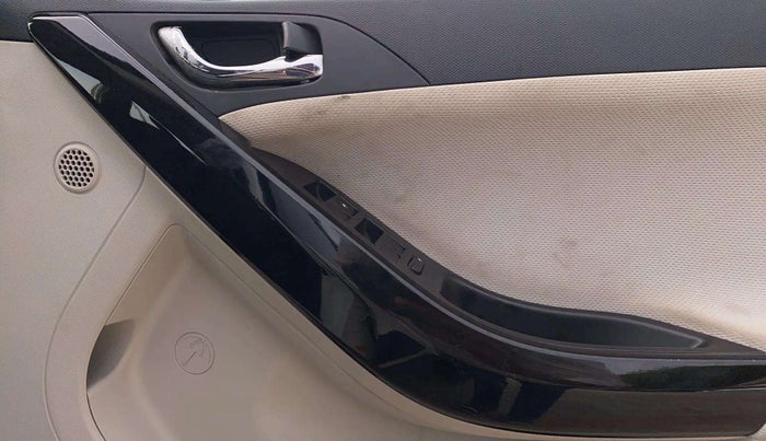 2021 Tata NEXON XZ PLUS (O) PETROL, Petrol, Manual, 22,262 km, Driver Side Door Panels Control